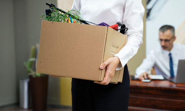 Γιατί η Ελλάδα δηλώνει «άνεργη», κι όμως δεν βρίσκει ανθρώπους 