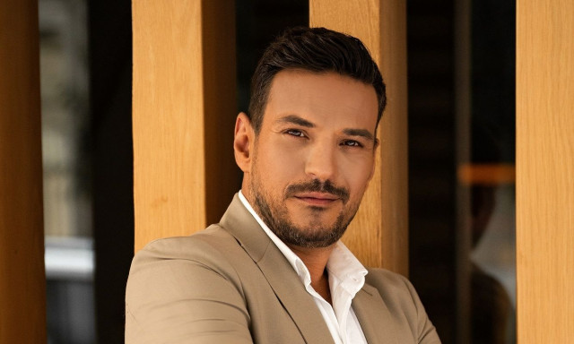 Ο Κώστας Τσουρός επίσημα στον ΣΚΑΪ – Η ζώνη που αναλαμβάνει