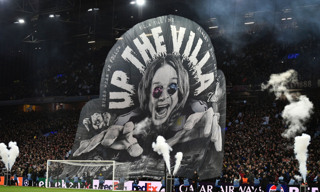 Όζι Όζμπορν: Το εντυπωσιακό πανό των φίλων της Άστον Βίλα για τον θρύλο της heavy metal (βίντεο)