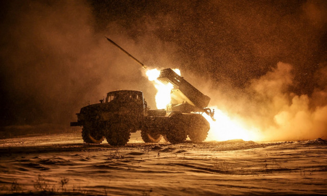 Στρατιωτικοί εμπειρογνώμονες: Η Ρωσία θα μπορεί να εκτοξεύει 2.000 drones σε μια νύχτα στην Ουκρανία
