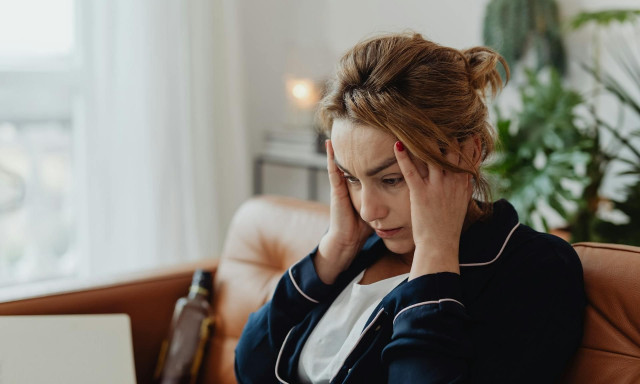 Έρευνα: Οι γυναίκες νιώθουν περισσότερο θυμό όσο μεγαλώνουν, αλλά τον εκφράζουν πιο ήπια