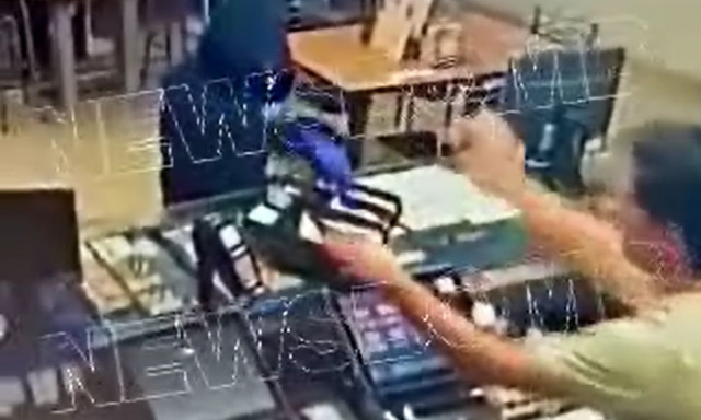 Ένοπλη ληστεία σε κατάστημα τυχερών παιχνιδιών στο Περιστέρι – Βίντεο ντοκουμέντο