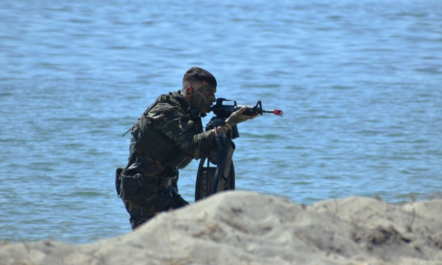 Λιτόχωρο: Εντυπωσιακές εικόνες και βίντεο από τη θερινή εκπαίδευση της Στρατιωτικής Σχολής Ευελπίδων