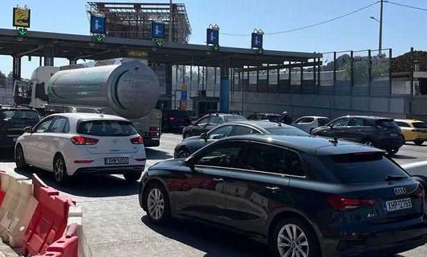 Κίνηση τώρα: Στο «κόκκινο» Κηφισός και Αττική Οδός