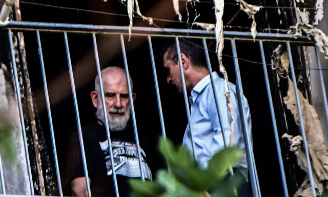 Πέτρος Φιλιππίδης: Αυτοψία πραγματογνωμόνων στο σπίτι του ηθοποιού μετά τη φωτιά