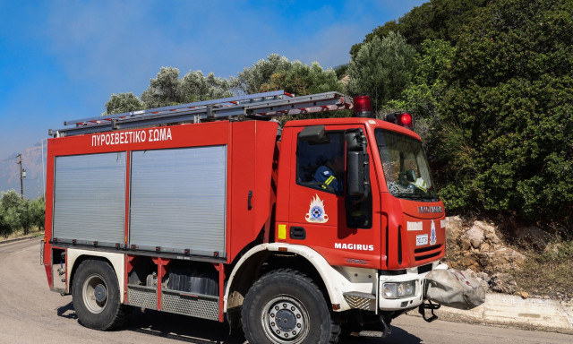 Φωτιά τώρα στην Περαία Θεσσαλονίκης