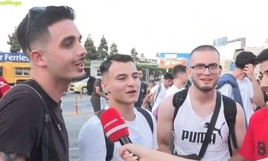 «Θα παίξουμε το σύστημα δύο, 2 νερά, 2 σουβλάκια, 2 μπουκάλια» - Τι λέει νέος που πάει Πάρο