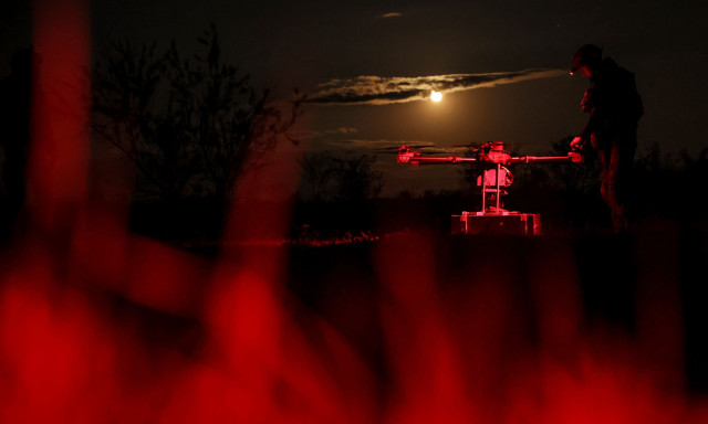 Δανία: Αγνώστου ταυτότητας drones πέταξαν πάνω από τη μεγαλύτερη στρατιωτική βάση της χώρας