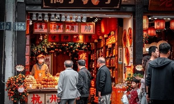 Ταξιδεύεις, τρως και πληρώνεσαι: Ονειρική αγγελία εργασίας σε στέλνει ταξίδι στην Ασία