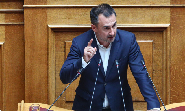 Δικογραφία κατά Χαρίτση στη Βουλή: Κατηγορείται επειδή πήγε σε μπλόκα αγροτών