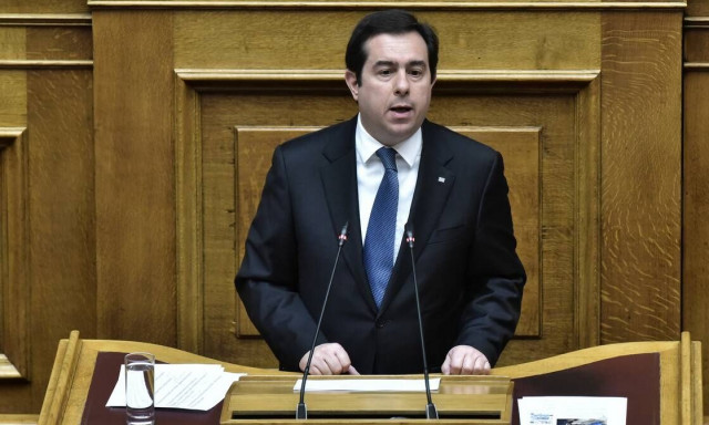 Βουλή - ΟΠΕΚΕΠΕ - Μηταράκης σε Φάμελλο: «Η ψηφοφορία θα γίνει κανονικά - Βρίσκεστε σε ντελίριο»