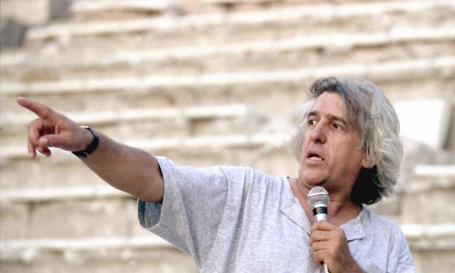 Ωδείο Ηρώδου Αττικού: Ο Χρήστος Λεοντής παρουσιάζει το μεγάλο λαϊκό πανηγύρι «Αριστοφάνεια»