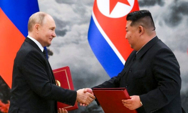 Ουκρανία: Η Μόσχα προμηθεύει τη Βόρεια Κορέα με τεχνολογία «καμικάζι» μη επανδρωμένων αεροσκαφών