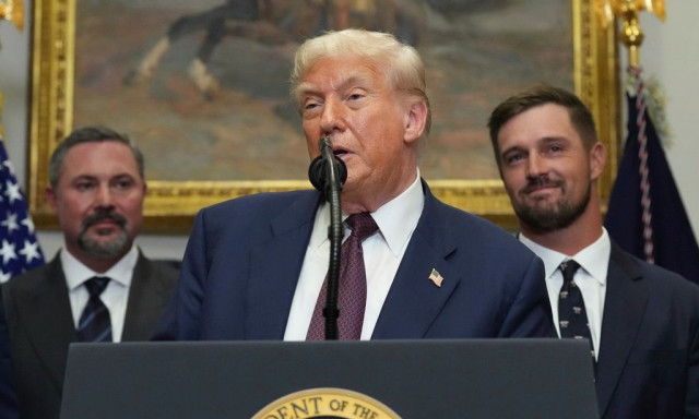 Τραμπ: «Ο Πάουελ πρέπει να παραιτηθεί»