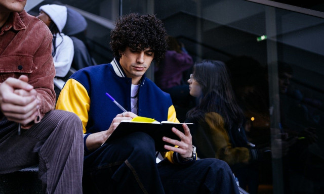 Νομικές Σπουδές με Παγκόσμιες Προοπτικές: Κυβερνοασφάλεια, AI και Ειδίκευση στα Νέα Δεδομένα