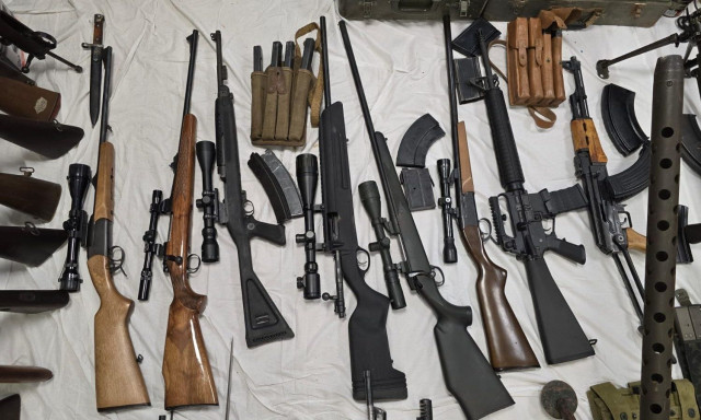 Κιάτο: Στη δημοσιότητα το οπλοστάσιο «μαμούθ» του απόστρατου - Δείτε φωτογραφίες