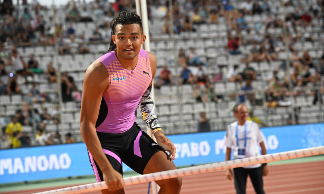 Τεράστιος Εμμανουήλ Καραλής! Έκανε πανελλήνιο ρεκόρ με 6.08μ. και ανέβηκε στο Νο4 όλων των εποχών