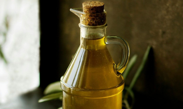 Το κυνήγι των εξαιρέσεων ελληνικών προϊόντων από τους δασμούς Τραμπ - Το βλέμμα σε λάδι και φέτα