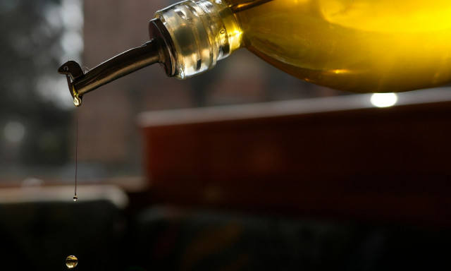 Ελαιόλαδο: Οι εκτιμήσεις της Κομισιόν για την εφετινή παραγωγή και τις τιμές