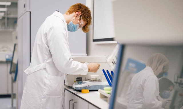 Σπουδές Φαρμακευτικής: Για τον άνθρωπο και την επιστήμη