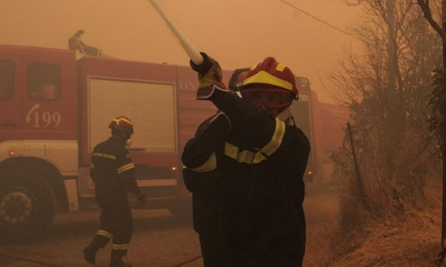 Υψηλός κινδυνός πυρκαγιάς για αύριο (5/8) - Συναγερμός για 5 περιοχές
