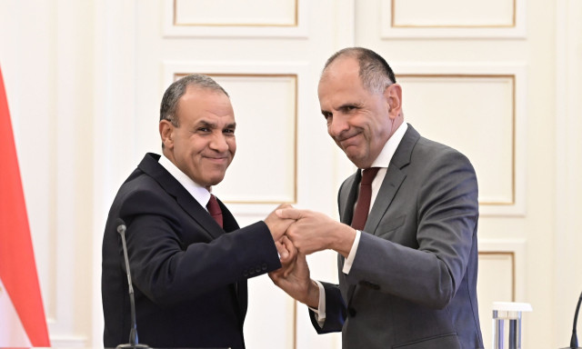 Συμφωνία με τη Μονή Σινά προανήγγειλε ο Αιγύπτιος ΥΠΕΞ - Τι συζήτησαν Γεραπετρίτης - Αμπντελάτι