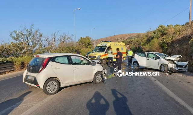 Κρήτη: Καραμπόλα τριών οχημάτων με δύο τραυματίες στον ΒΟΑΚ