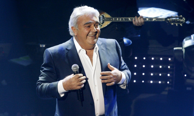 Πασχάλης Τερζής: Πώς είναι σήμερα ο σπουδαίος τραγουδιστής – Η σπάνια φωτογραφία του