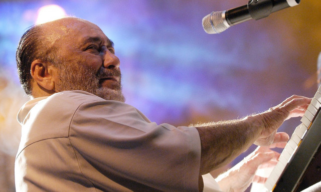 Πέθανε ο Έντι Παλμιέρι – Ήταν πρωτοπόρος της Latin jazz και οκτώ φορές βραβευμένος με Grammy