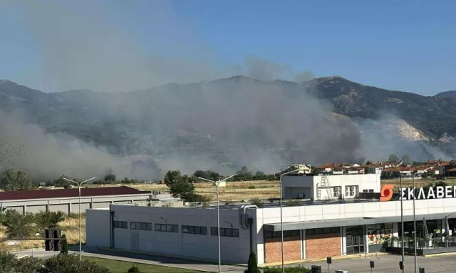 Φωτιά Κομοτηνή: Βελτιωμένη η εικόνα της πυρκαγιάς