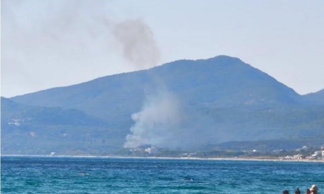 Πρέβεζα: Φωτιά στην Καστροσυκιά, μεγάλη αναζωπύρωση στη Βρυσούλα - Μήνυμα του 112 για εκκένωση