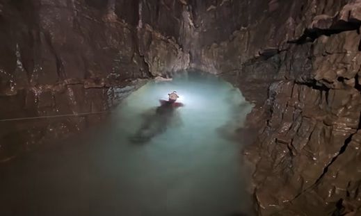 Χανιά: Κατάδυση στο βαθύτερο σπήλαιο της χώρας – Βούτηξαν στα 1.100 μέτρα στον Γουργούθακα