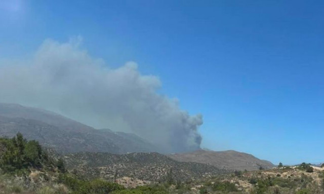 Χίος: Νέο μήνυμα 112 για εκκένωση από 4 περιοχές