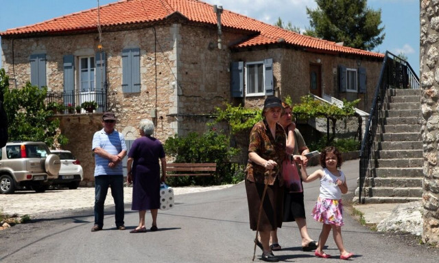 Το μυστικό για να πατήσεις τα 100: Οι συνήθειες των αιωνόβιων στις «Μπλε Ζώνες»