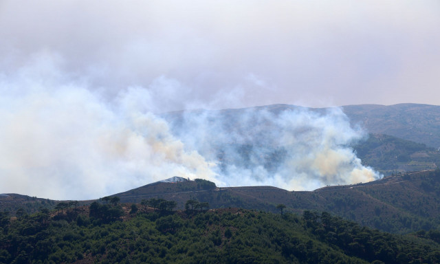 Φωτιά Χίος: Νέα ενεργοποίηση του 112 - Εκκένωση 3 οικισμών