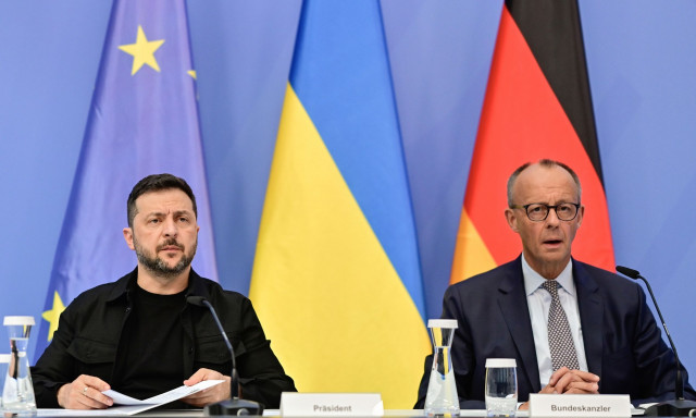 Πόλεμος Ουκρανία: Σε εξέλιξη η τηλεδιάσκεψη Τραμπ με Ζελένσκι και ηγέτες της ΕΕ πριν από την Αλάσκα