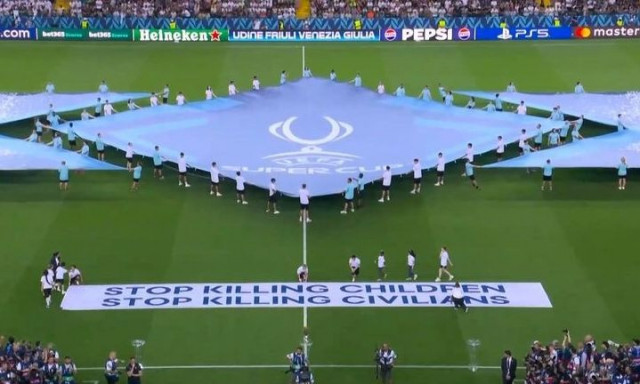Μήνυμα στον τελικό UEFA Super Cup: «Σταματήστε να σκοτώνετε παιδιά και πολίτες»