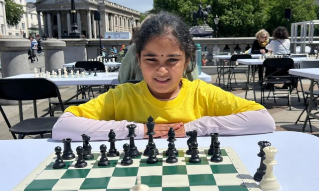 Αγγλία: 10χρονη ευφυΐα κατέκτησε τίτλο Μάστερ στο σκάκι - Κατάφερε να νικήσει μέχρι και GrandMaster