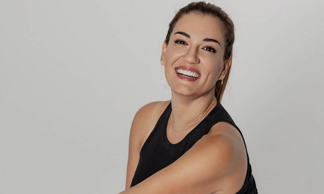 Ελίνα Παπίλα: «Έπαθα χημικό έγκαυμα στα νύχια» - Εξηγεί πώς συνέβη