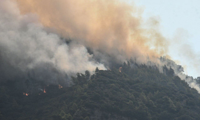 Φωτιά Αχαΐα: Νέο μήνυμα εκκένωσης από το 112