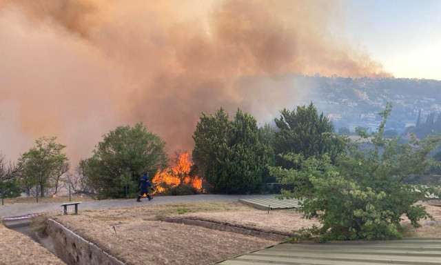 Φωτιά στην Αχαΐα: Περιορισμένες οι ζημιές στον αρχαιολογικό χώρο Βούντενης