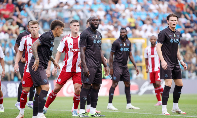 Νάπολι – Ολυμπιακός 2-1: Οι πρωταθλητές Ιταλίας του εμφάνισαν τις αδυναμίες του