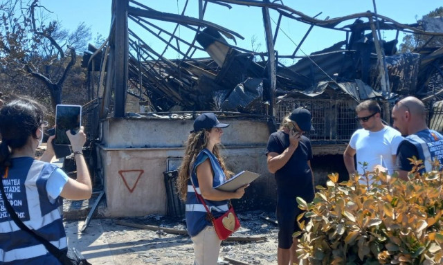 Λαυρεωτική - Σαρωνικός: Ολοκληρώθηκαν οι αυτοψίες σε 104 κτίρια που τυλίχθηκαν στις φλόγες