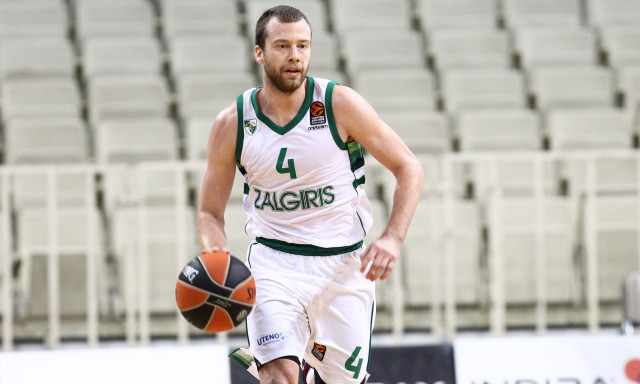 AEK: «Ο Λεκαβίτσιους ουδέποτε υπεβλήθη σε ιατρικές εξετάσεις, άρα ουδέποτε “κόπηκε”»