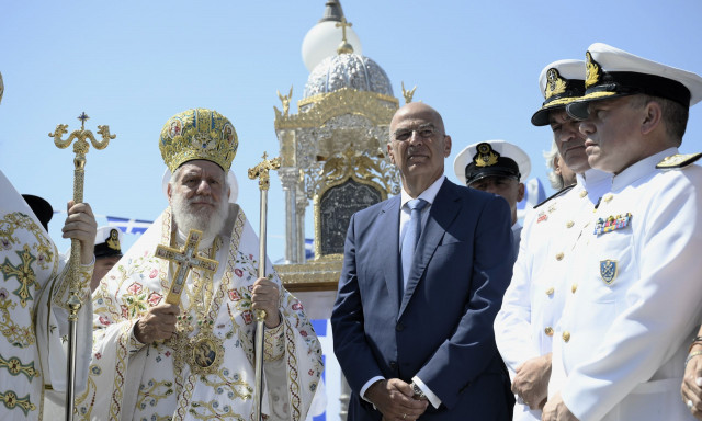 Δένδιας από Τήνο: Το Πολεμικό Ναυτικό αναβαθμίζεται με σειρά σύγχρονων ναυτικών μονάδων