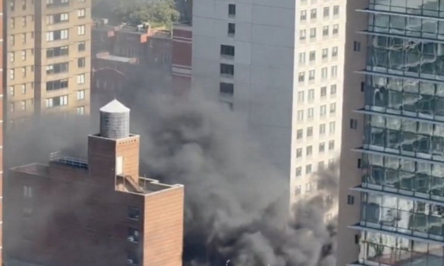 Τρόμος στη Νέα Υόρκη: Έκρηξη στο Μανχάταν - Μαύρος καπνός κάλυψε την πόλη - Δείτε βίντεο