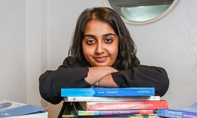 Μαθήτρια με IQ υψηλότερο από τον Στίβεν Χόκινγκ έδωσε εξετάσεις σε  23 μαθήματα και «σάρωσε»