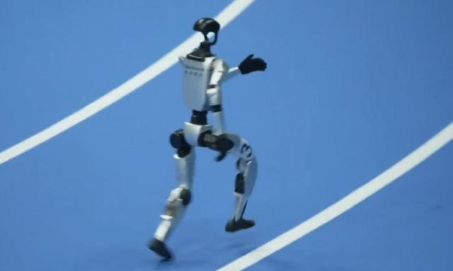 Πεκίνο: Οι πρώτοι παγκόσμιοι αγώνες με ανθρωποειδή ρομπότ είναι γεγονός - Βίντεο