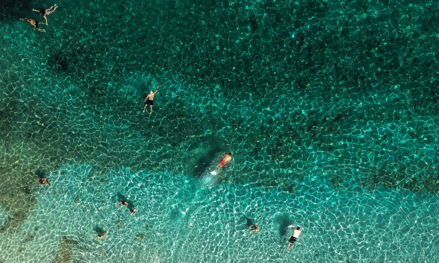 Σύβοτα: Η εξωτική παραλία με το περίεργο όνομα που πας με τα πόδια - Βίντεο