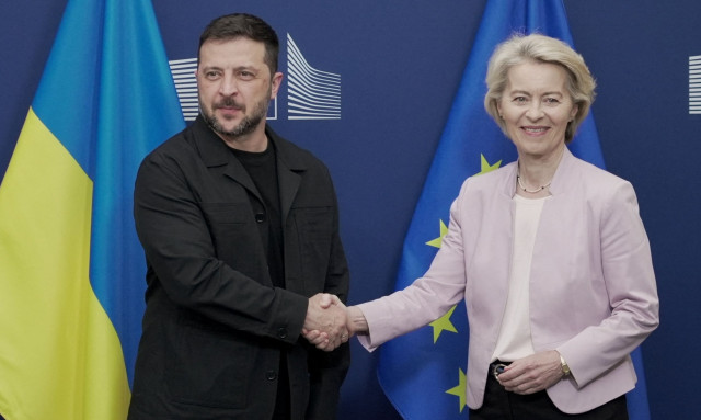 Ο Ζελένσκι στις Βρυξέλλες, όλα έτοιμα για τη βιντεοδιάσκεψη - Φωτογραφία από το Ντονμπάς